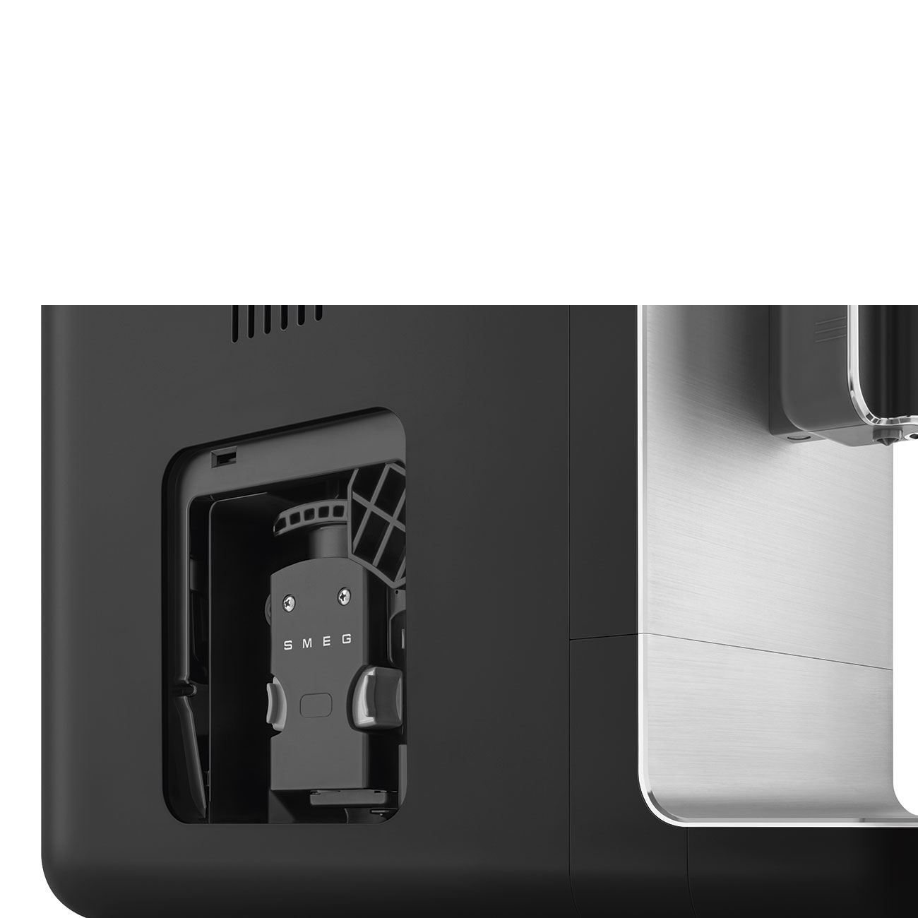 Smeg Black Espresso Manual Coffee Machine with Milk Forther - BCC12BLMUK_7