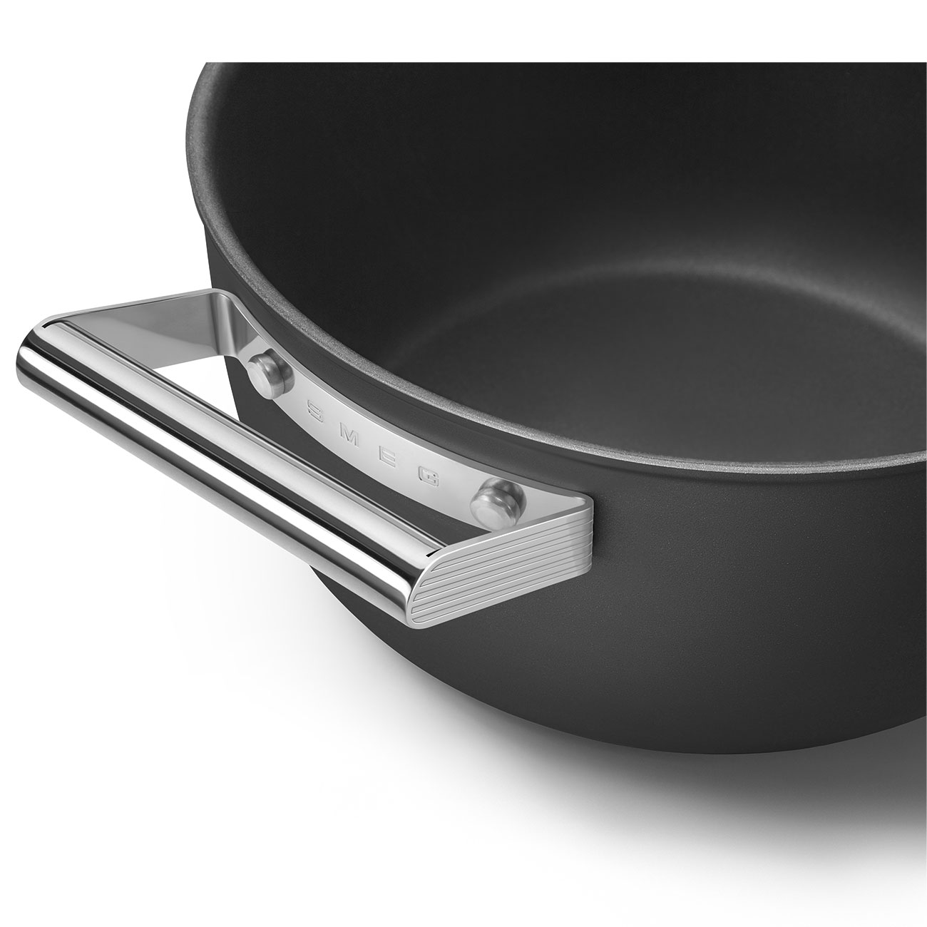 Smeg Black 24 cm Non-stick Casserole Dish - CKFC2411BLM_9