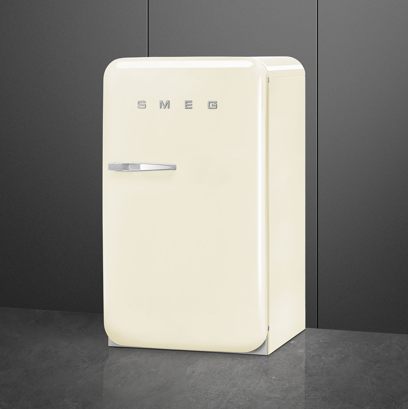 En låge Fritstående refrigerator - Smeg_4