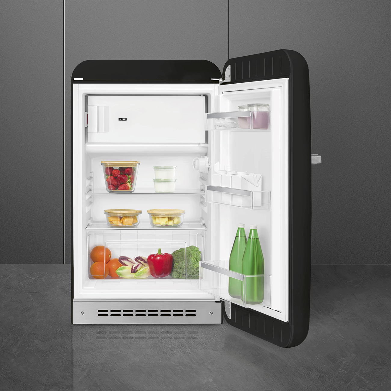 Black refrigerator - Smeg_9