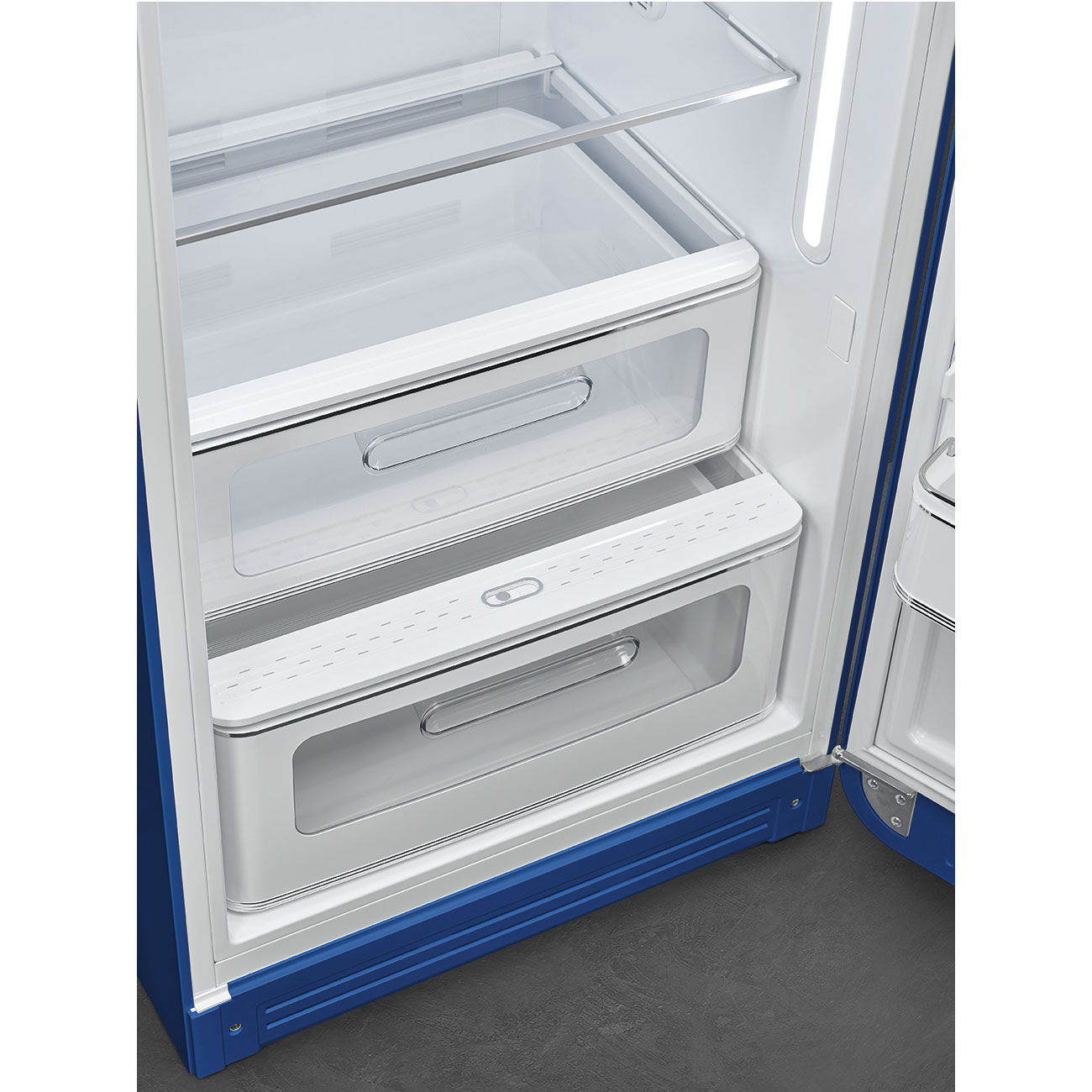 Blue refrigerator - Smeg_7