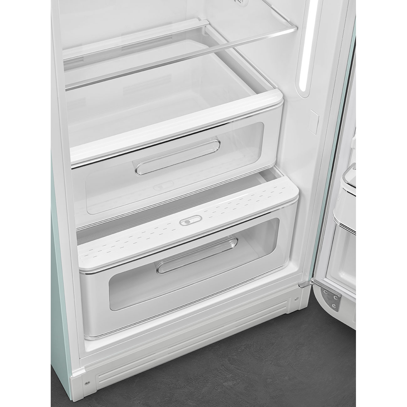 Sea Salt Green refrigerator - Smeg_7