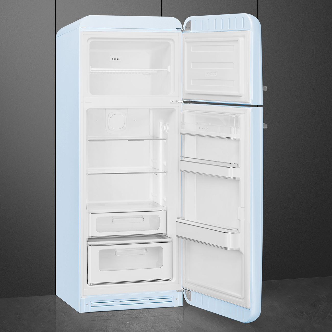 Pastellblau Retro-Kühlschränke von Smeg_2