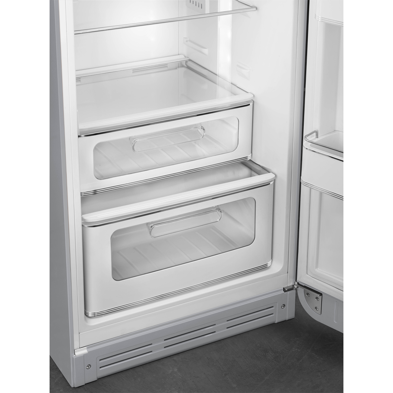 Silver refrigerator - Smeg_8