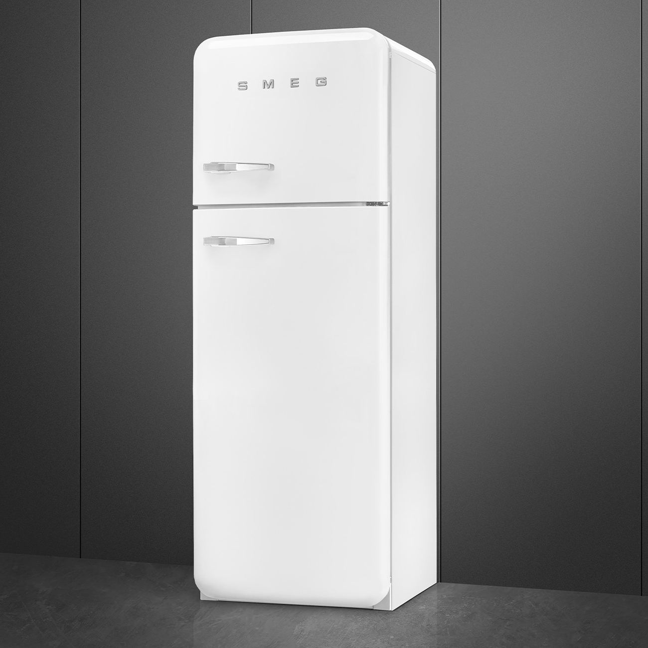 White refrigerator - Smeg_4