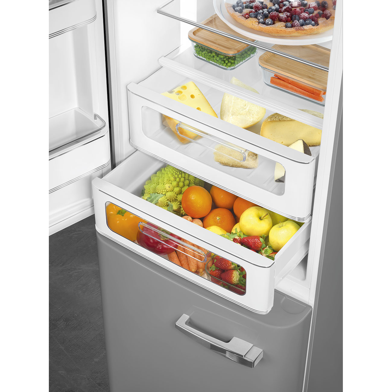 Silver refrigerator - Smeg_8