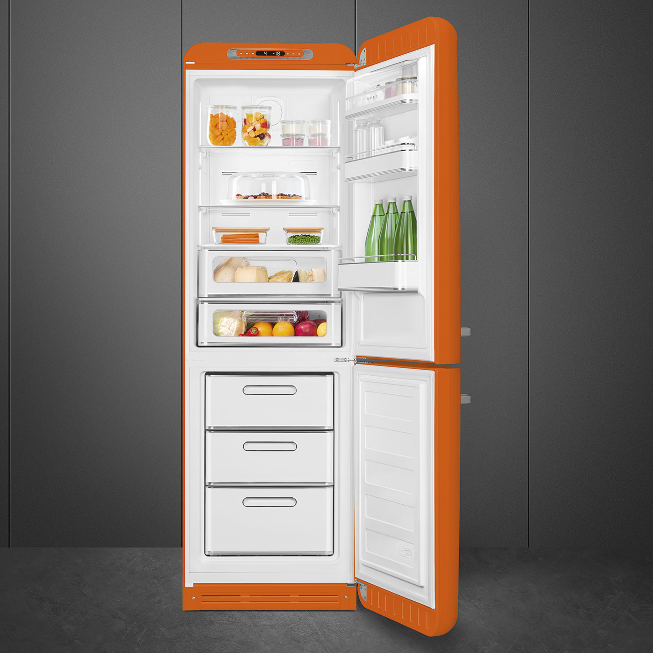 Orange refrigerator - Smeg_7