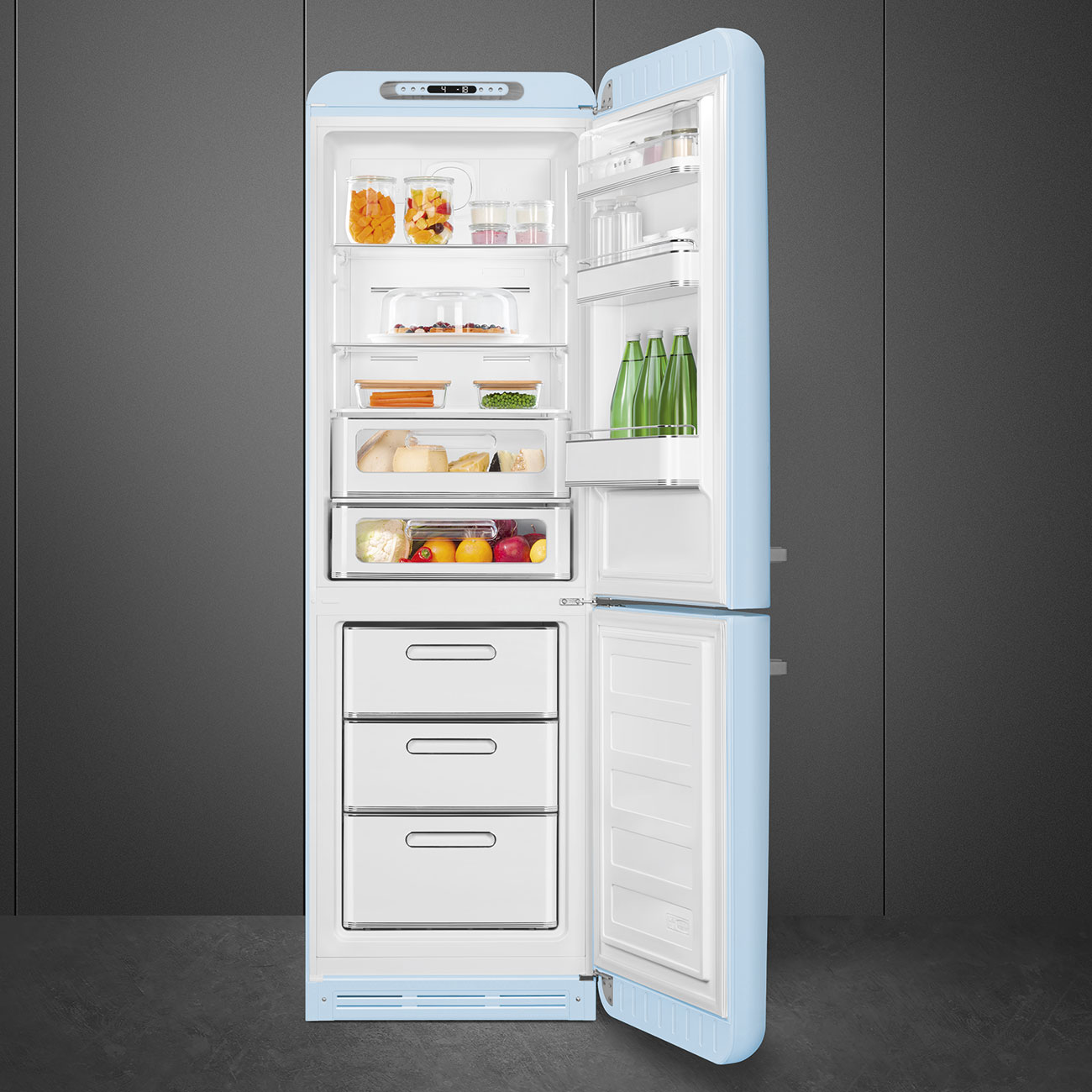 Refrigerator Pastel blue FAB32RPB5 | Smeg.com