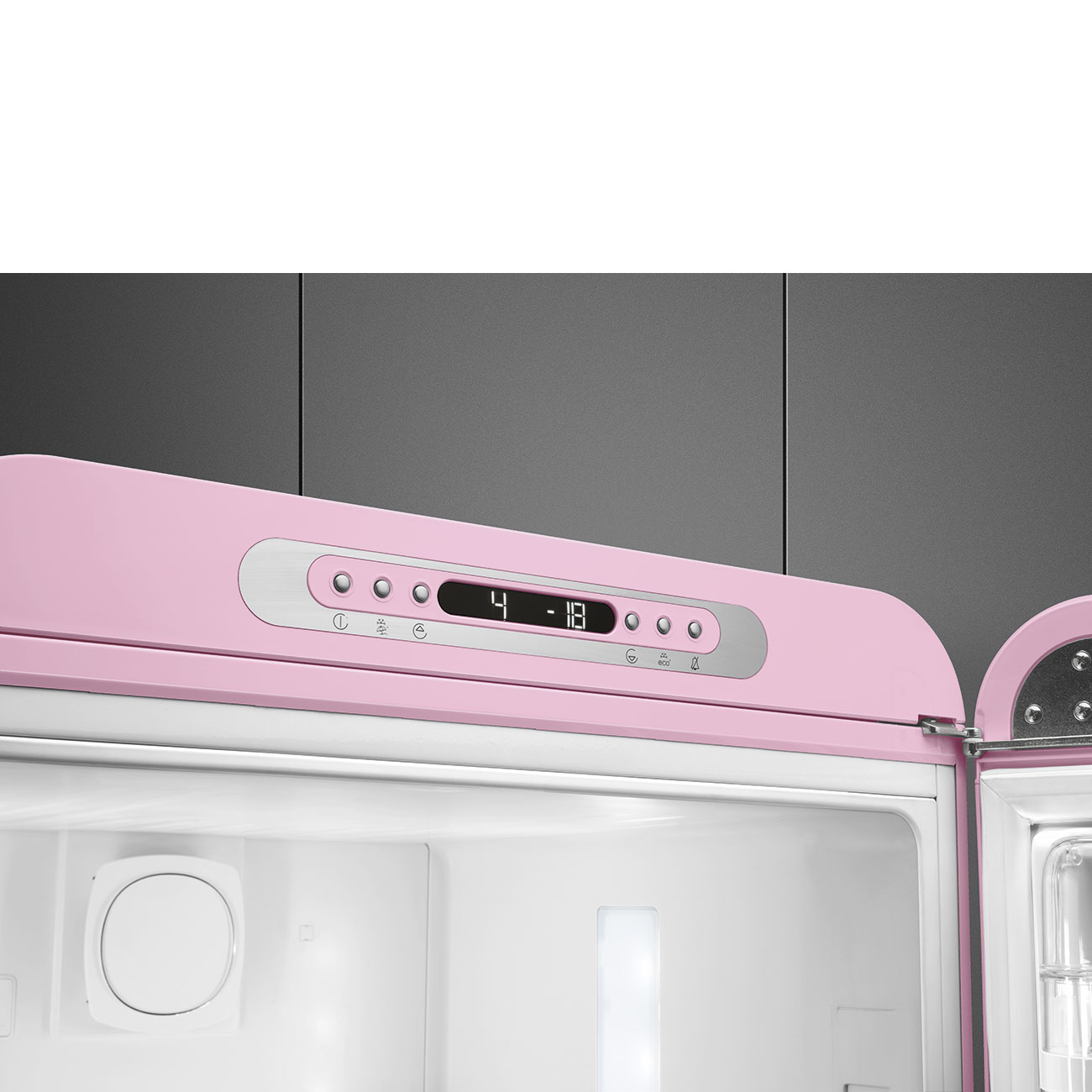 Cadillac Pink Retro-Kühlschränke von Smeg_6