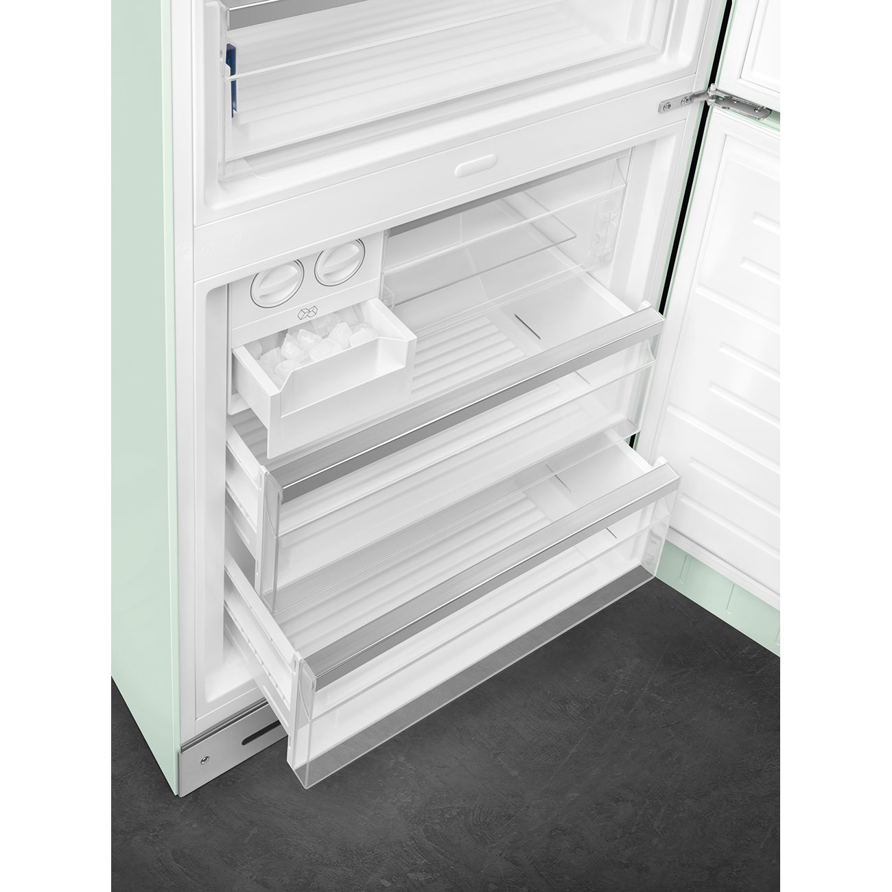 Pastel green refrigerator - Smeg_10