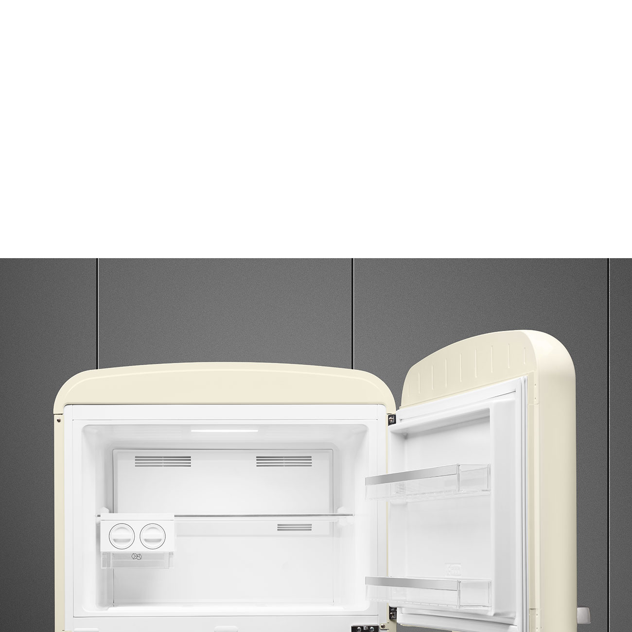 Creme Retro-Kühlschränke von Smeg_4