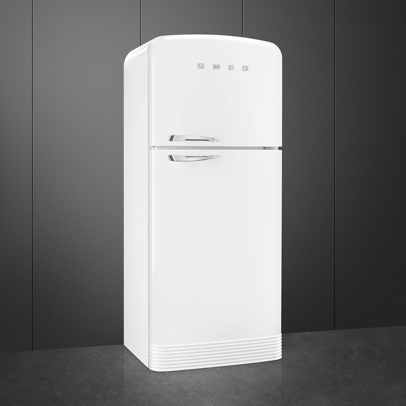 White refrigerator - Smeg_3