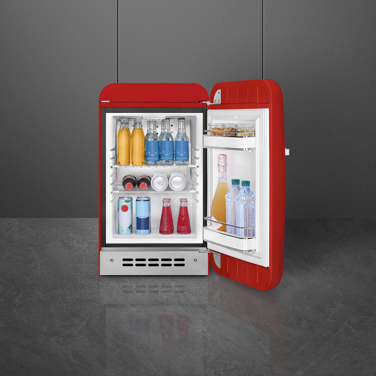 Red refrigerator - Smeg_3