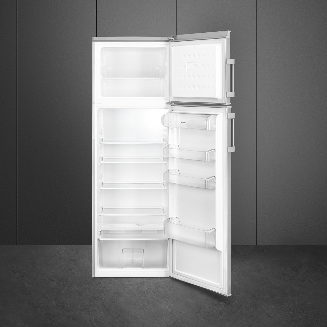 Top Mount Free standing refrigerator - Smeg_2