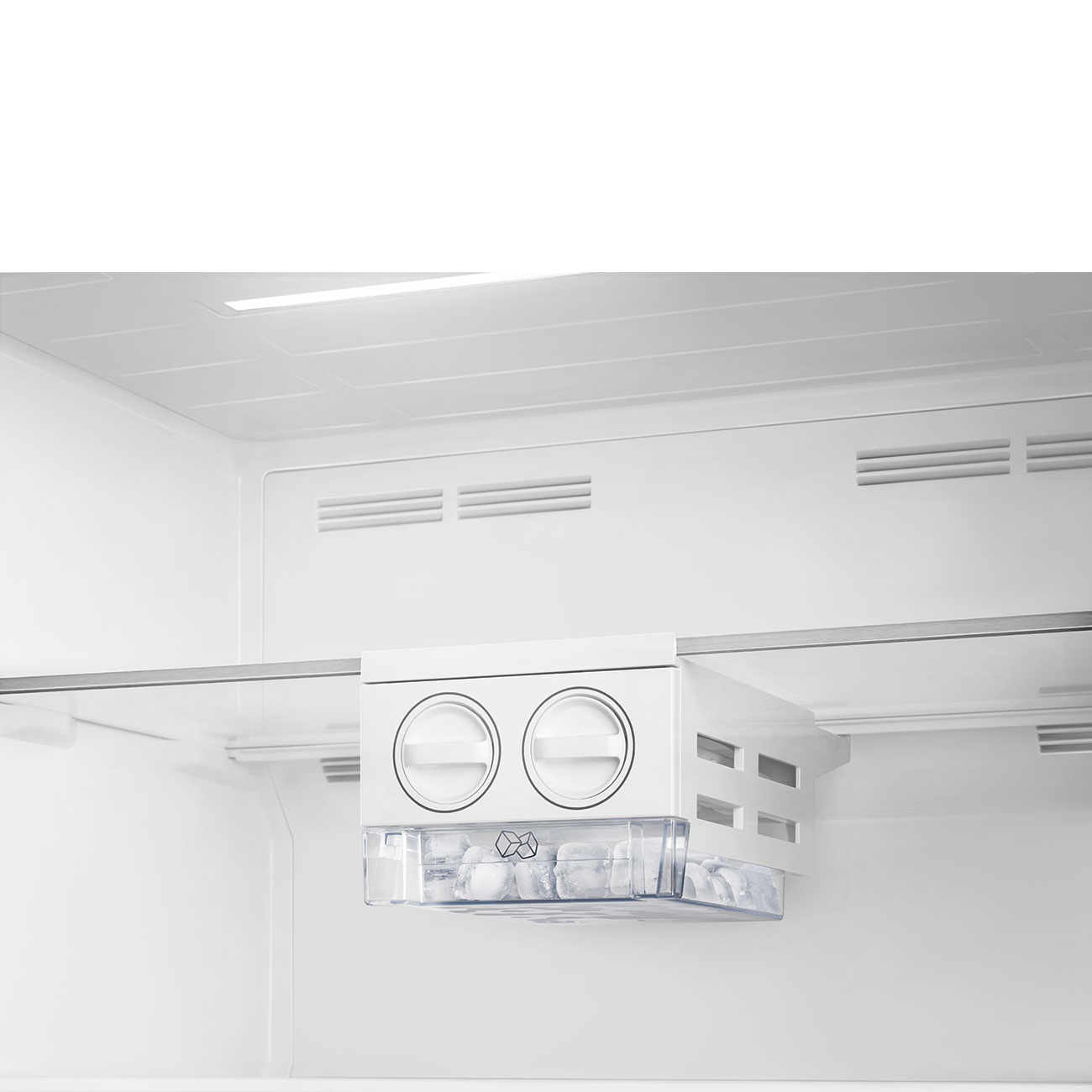 Top Mount Free standing refrigerator - Smeg_3