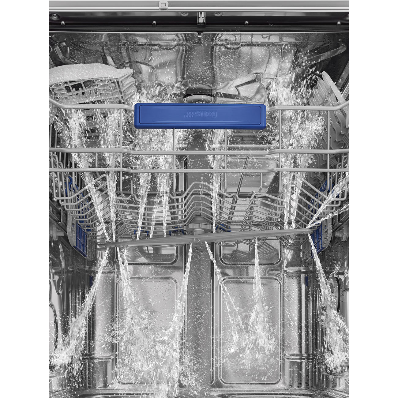Partially-integrated built-in dishwasher 60 cm Smeg_7