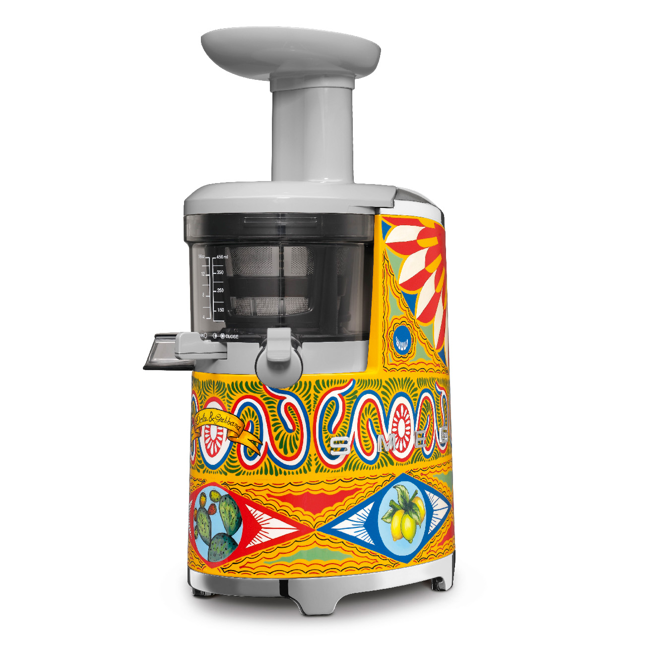 Luxury, designer slow juicer featuring an intricate, colourful and abstract design of sunshine, fruit and wiggly shapes. By Smeg & Dolce&Gabbana & Smeg_2