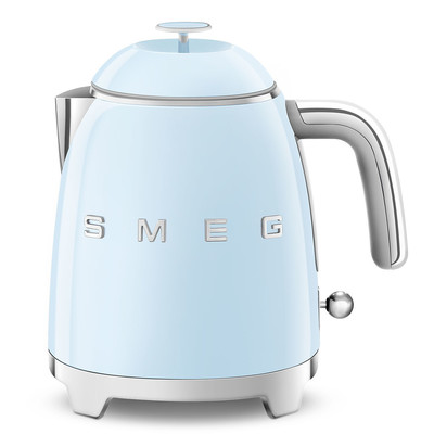 Smeg's KLF05PBUK mini kettle in pastel blue